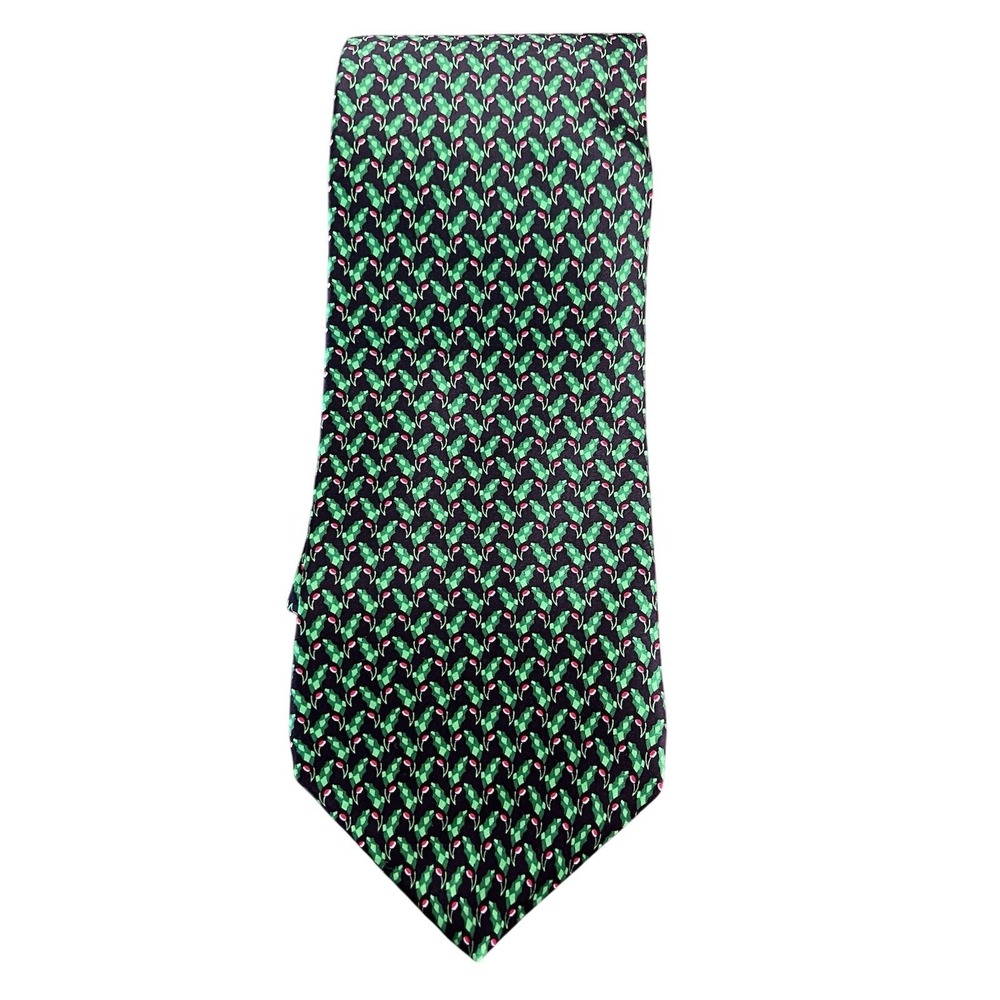 Holiday by MMG Hallmark Design Collection Silk Christmas Tie Holly Berry USA